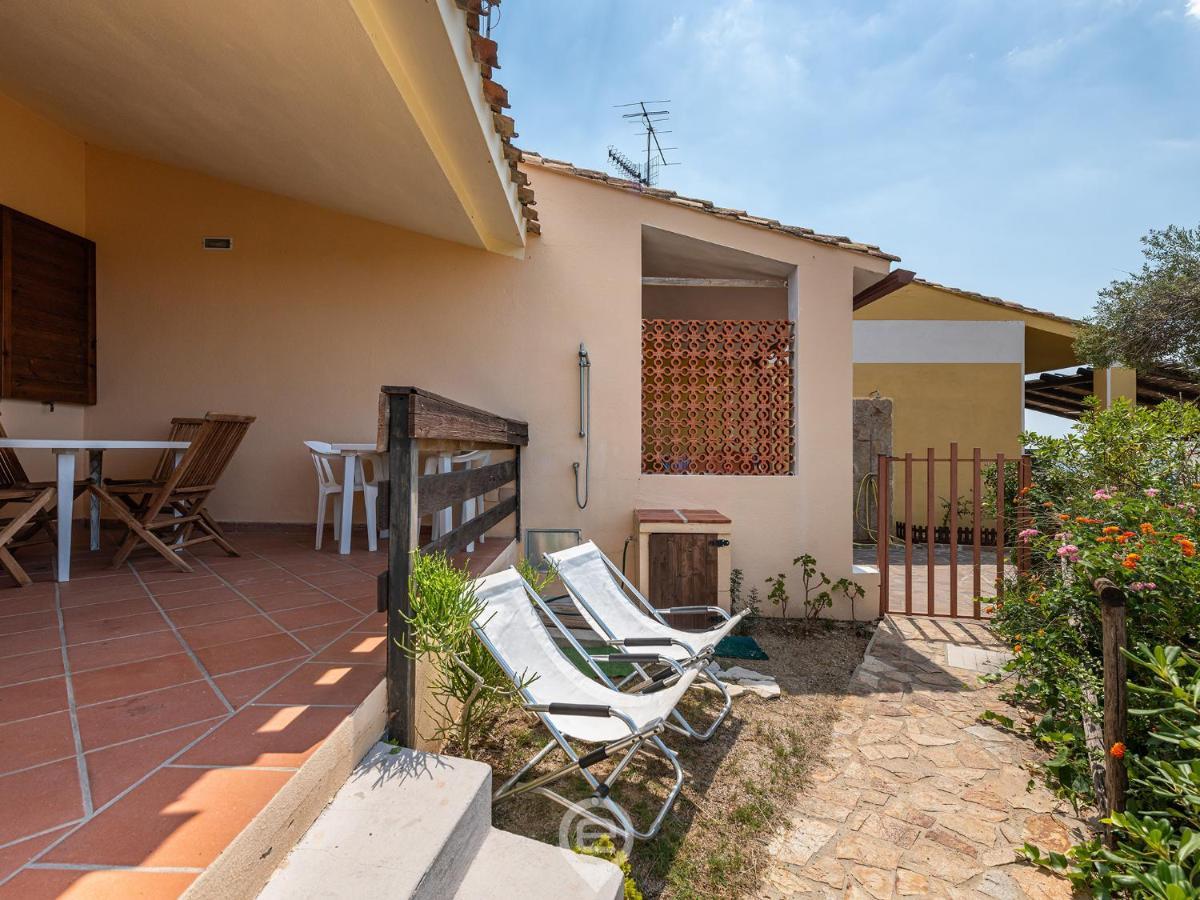 Porto Luna 25 - Hala Villa Villasimius Buitenkant foto